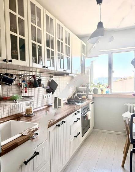 Apartament cu 3 camere decomandat în Iancului