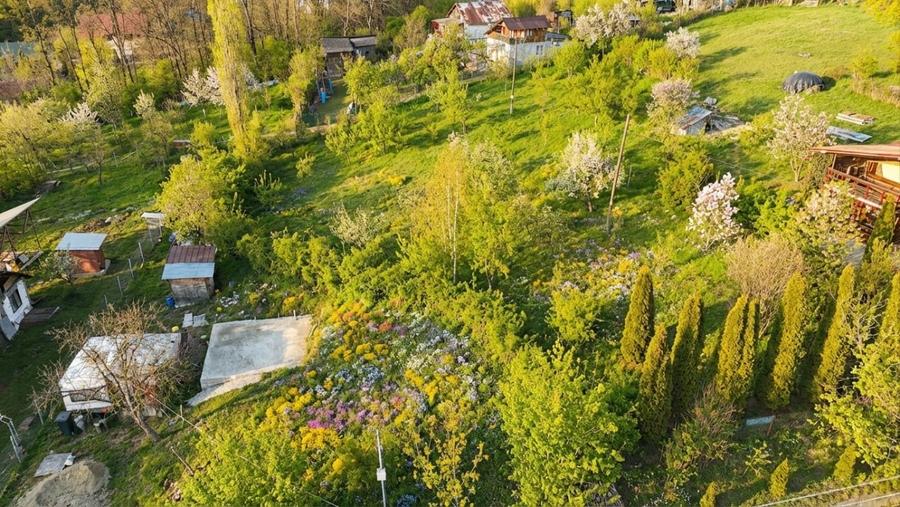 Teren Construcții intravilan de 1626 mp, în Slănic