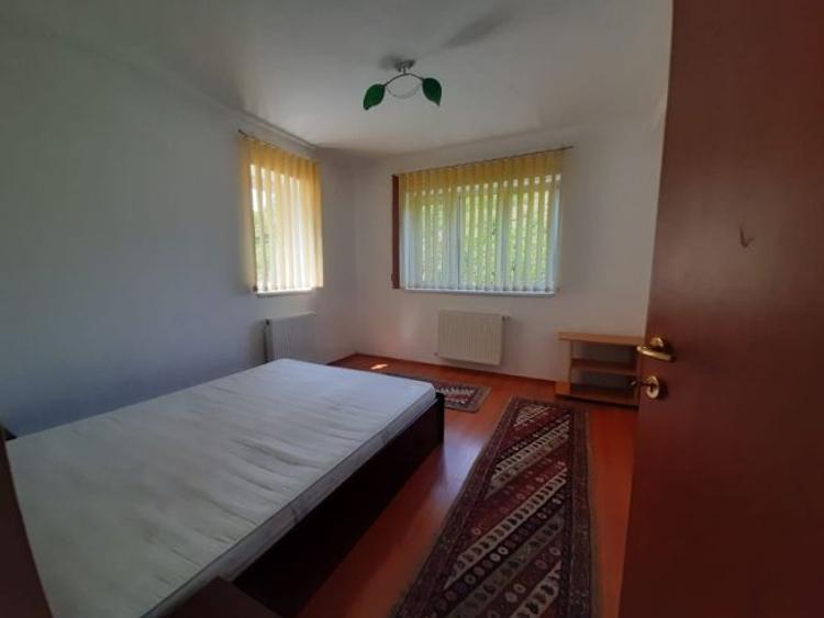 Apartament cu 2 camere semidecomandat în Mărăști