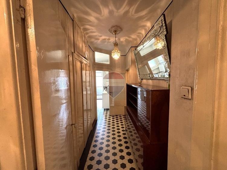 Apartament cu 4 camere decomandat, mobilat în Periferie