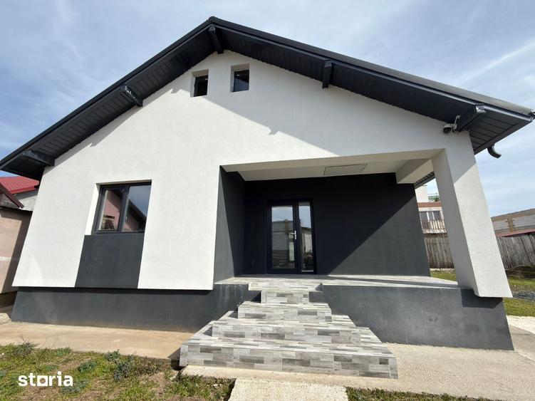 Casă cu 3 camere cu Teren 215 Mp în Lumina