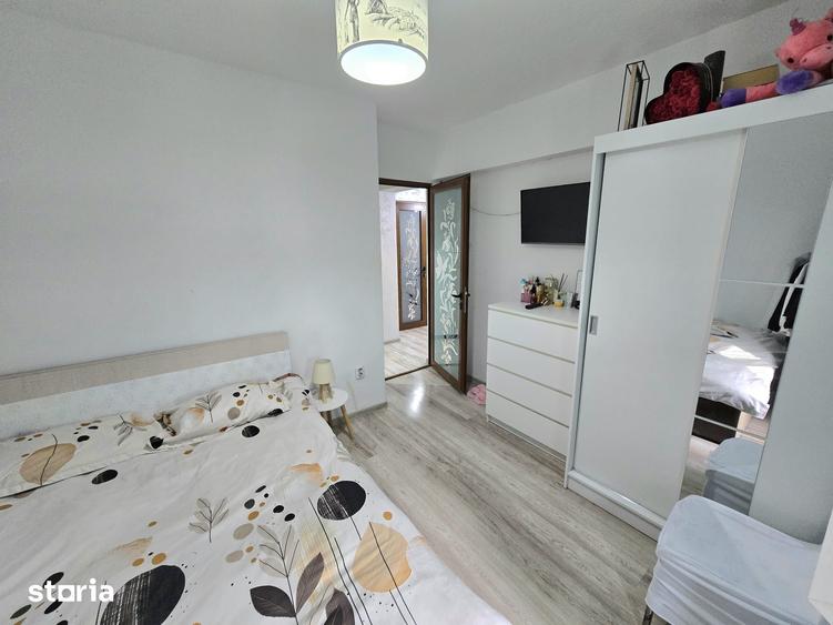 Apartament cu 2 camere decomandat în Școlilor
