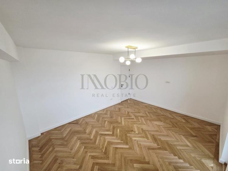 Apartament de vanzare 3 Camere | Universitate KM 0 - 15