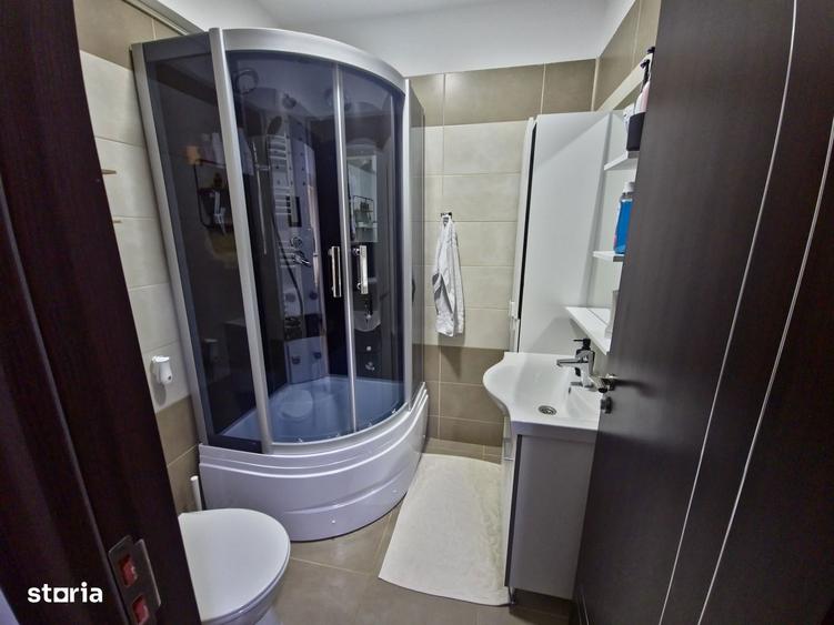 Apartament cu 3 camere, mobilat în Central