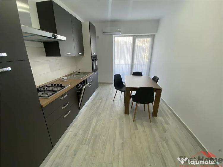 Apartament cu 3 camere decomandat, mobilat în Ultracentral