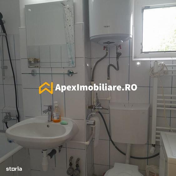 Garsonieră decomandată în Lacul Tei