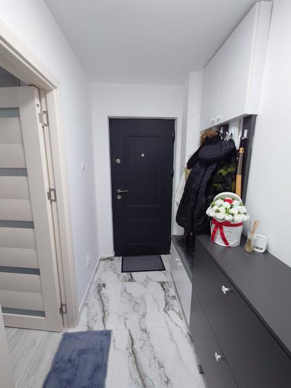 Apartament cu 2 camere decomandat în Micro 11