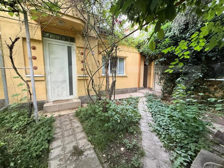 Casa 2 camere - zona Cantacuzino - 1