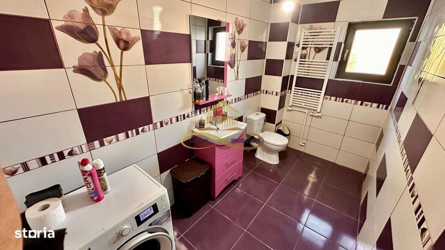 Casă cu 4 camere în Letea Veche