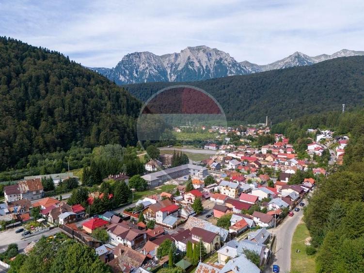 Casă individuală cu 3 camere cu Teren 214 Mp în Central