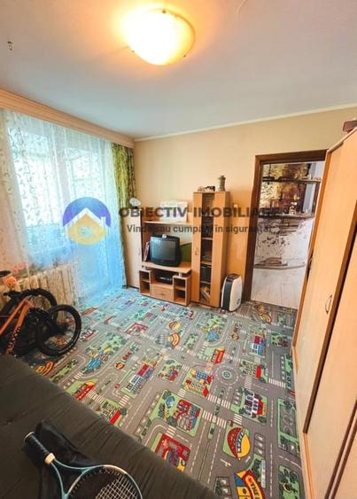 Apartament cu 2 camere decomandat, mobilat în Precista