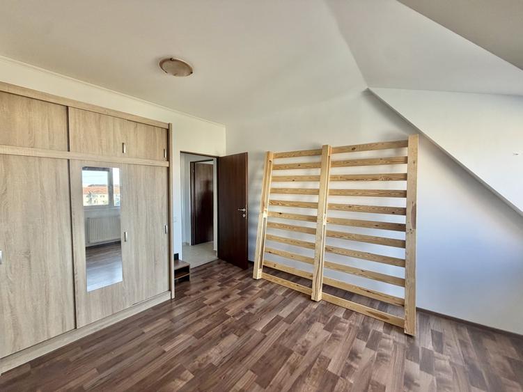 Apartament cu 2 camere decomandat, mobilat în Lipovei