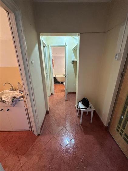 Apartament cu 2 camere decomandat în Podu Roș
