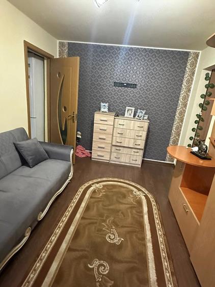 Apartament cu 2 camere nedecomandat în Viziru 2