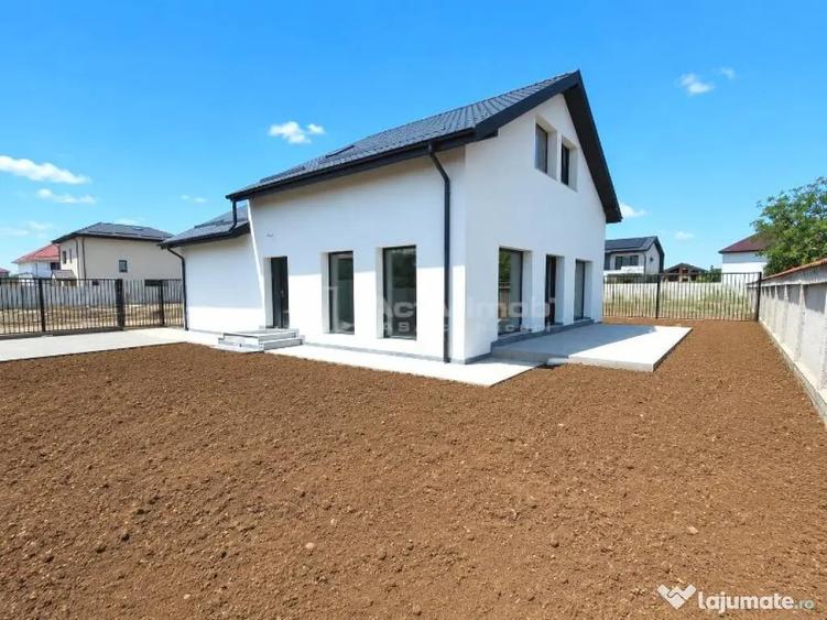 Casă cu 4 camere cu Teren 300 Mp în Prelungirea Ghencea