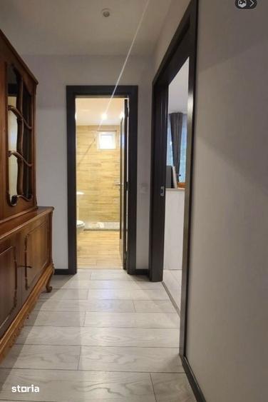 Apartament cu 2 camere semidecomandat în Aleea Carpați