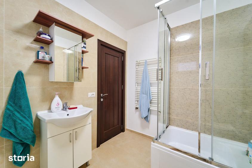 Casă cu 5 camere cu Teren 321 Mp în Săcălaz