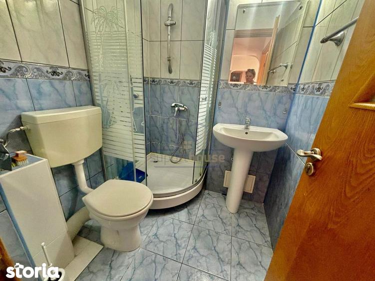 Apartament cu 3 camere decomandat, mobilat în Cantacuzino