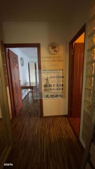 De inchiriat apartament 3 camere/ zona Racadau - 11