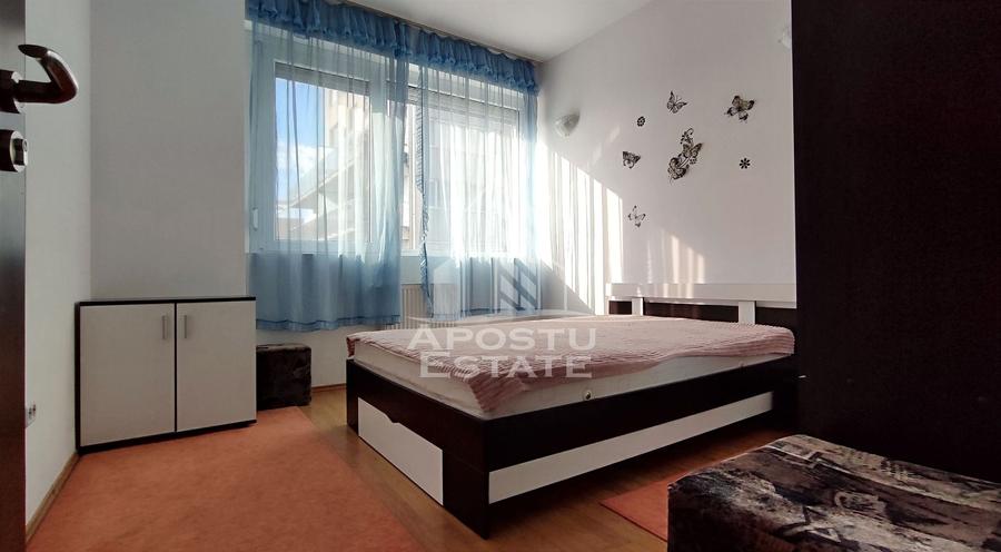 Apartament cu 2 camere semidecomandat, mobilat în UTA