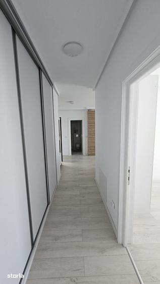 Apartament cu 8 camere în Vest