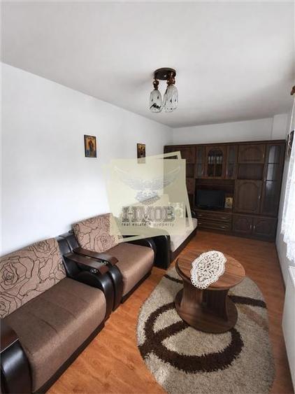 Apartament cu 3 camere decomandat în Terezian