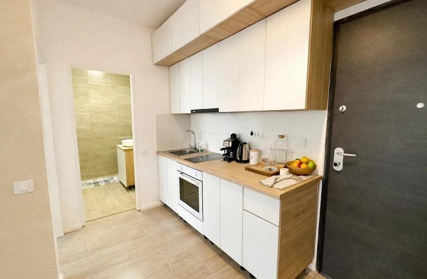Apartament cu 3 camere decomandat în Regie