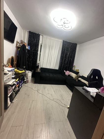 Apartament cu 2 camere decomandat în Prundu