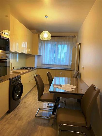 Apartament 3 camere in Ploiesti, zona 9 Mai - 12
