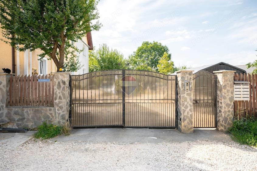 Apartament cu 3 camere decomandat în Turcheș
