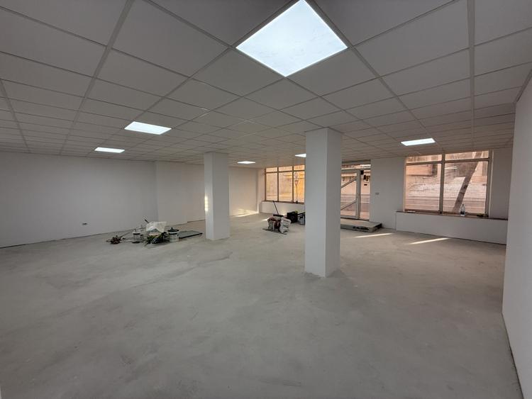 Spațiu comercial, de 115 mp, în Păcii