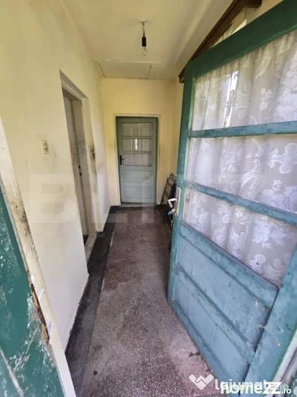 Casă cu 3 camere cu Teren 1500 Mp în Central