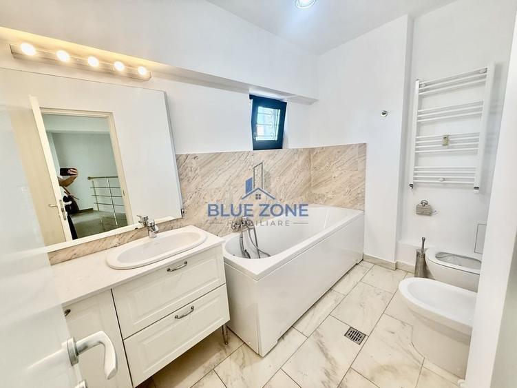 Apartament cu 4 camere decomandat, mobilat în Unirii