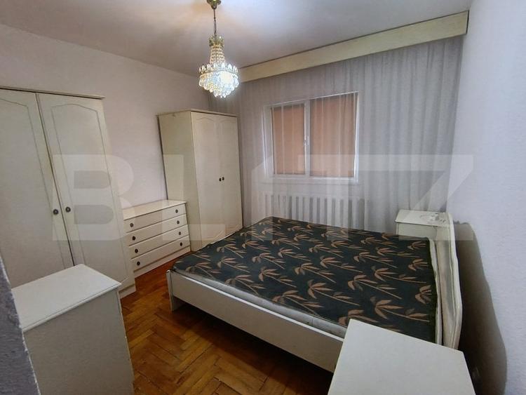 Apartament cu 3 camere decomandat, mobilat în Nord-Est