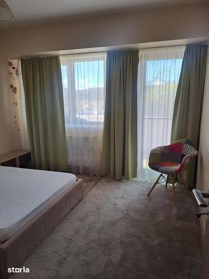 Apartament cu 4 camere în Central