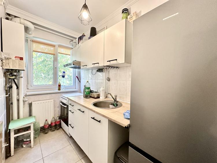 Apartament cu 2 camere semidecomandat, mobilat în Spitalul Județean