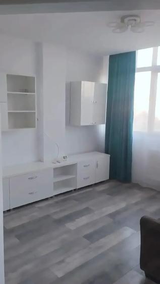 Apartament cu 2 camere decomandat în Valea Adâncă