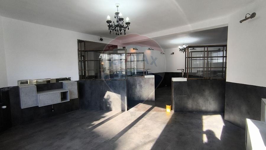 Spațiu comercial, de 165 mp, în Plopilor