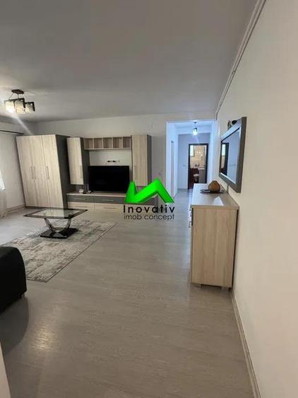 Apartament cu 2 camere decomandat, mobilat în Central