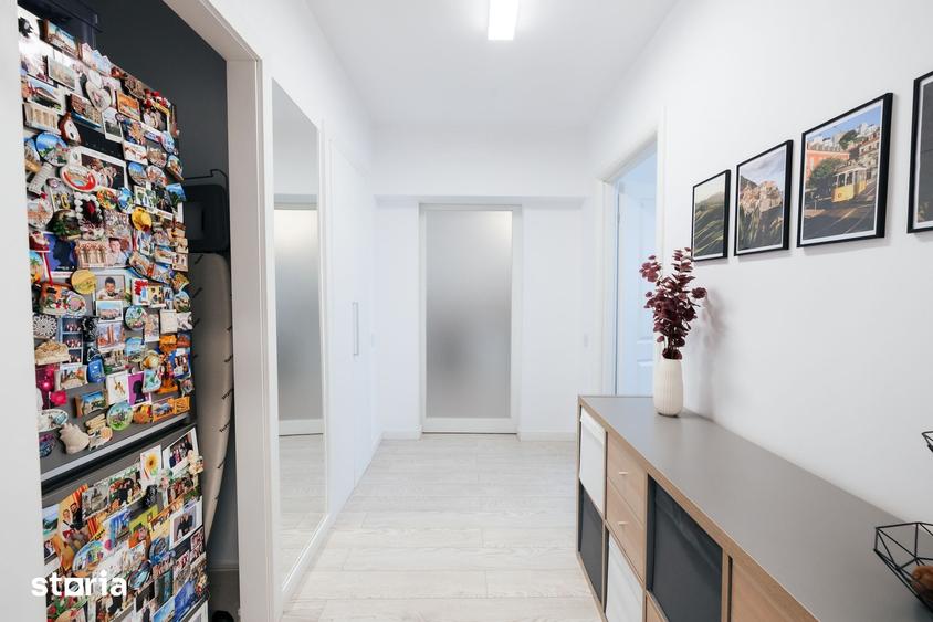 Apartament cu 2 camere decomandat în Ozana