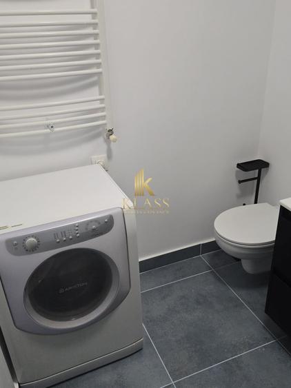 Apartament cu 2 camere decomandat, mobilat în Victoriei