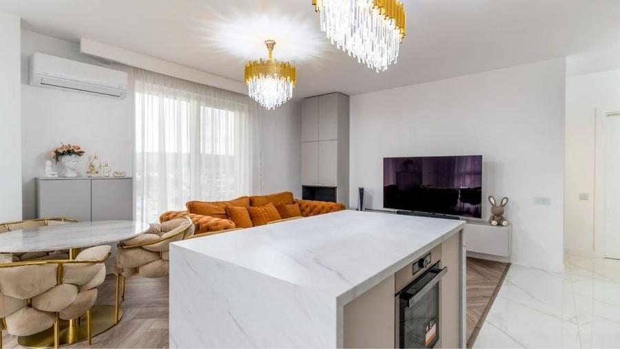 Apartament cu 3 camere decomandat în Dosu Bricii