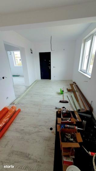 Casă cu 3 camere cu Teren 328 Mp în Crevedia