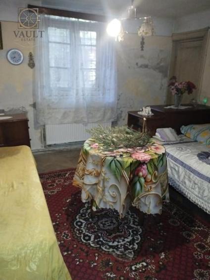 Apartament cu 3 camere semidecomandat, mobilat în Calea Călărașilor