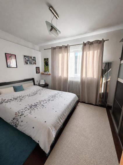 Apartament 3 camere de închiriat – Cetate – 67 mp, parcare ,400 €/lună - 2
