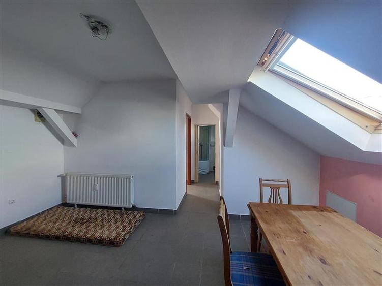 Apartament cu 2 camere decomandat în Ultracentral