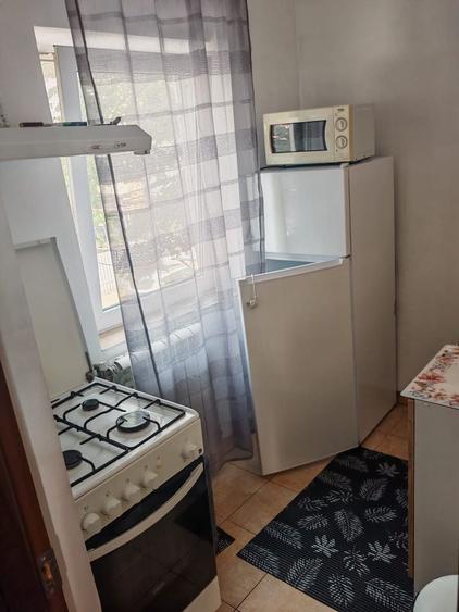 Garsonieră decomandată în Autogară