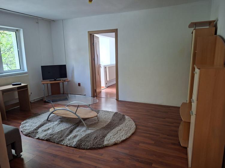 Apartament cu 2 camere decomandat în Cosoba