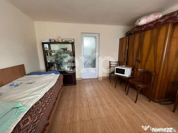 Casă cu 3 camere cu Teren 1140 Mp în Central