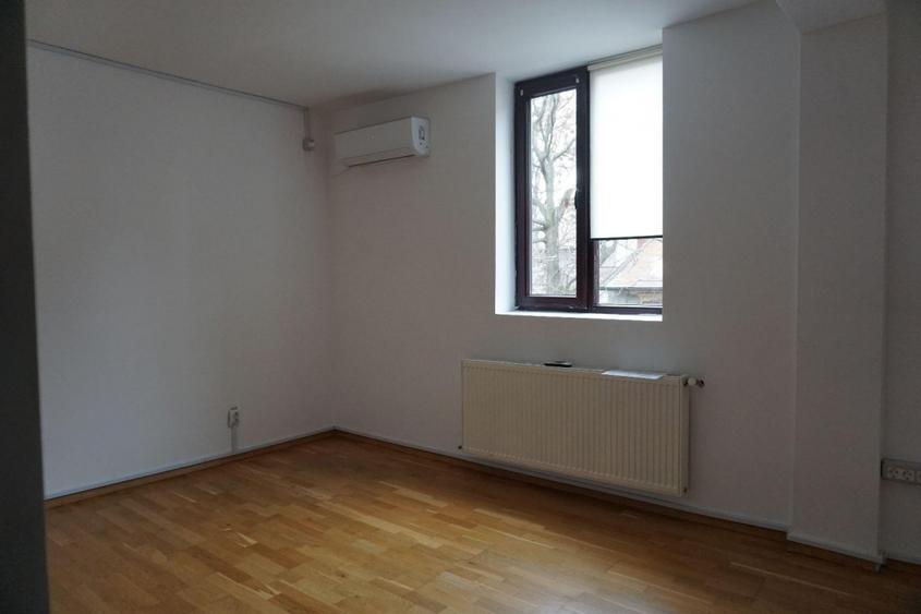 Spațiu comercial, de 485 mp, în Victoriei